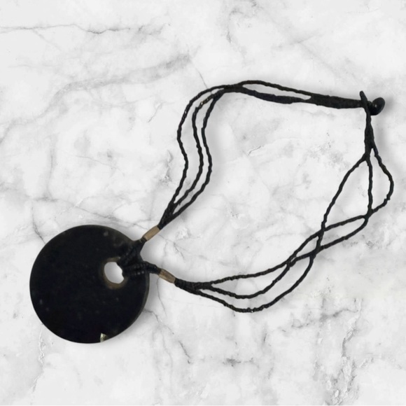 FREE 💎💟Vintage Black Beaded Necklace with Statement Pendant - Picture 3 of 12